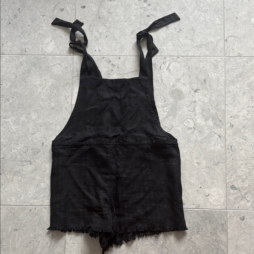 Mikoh Women's Linen Akamai Tie Sleeve Romper in Black - 3/L